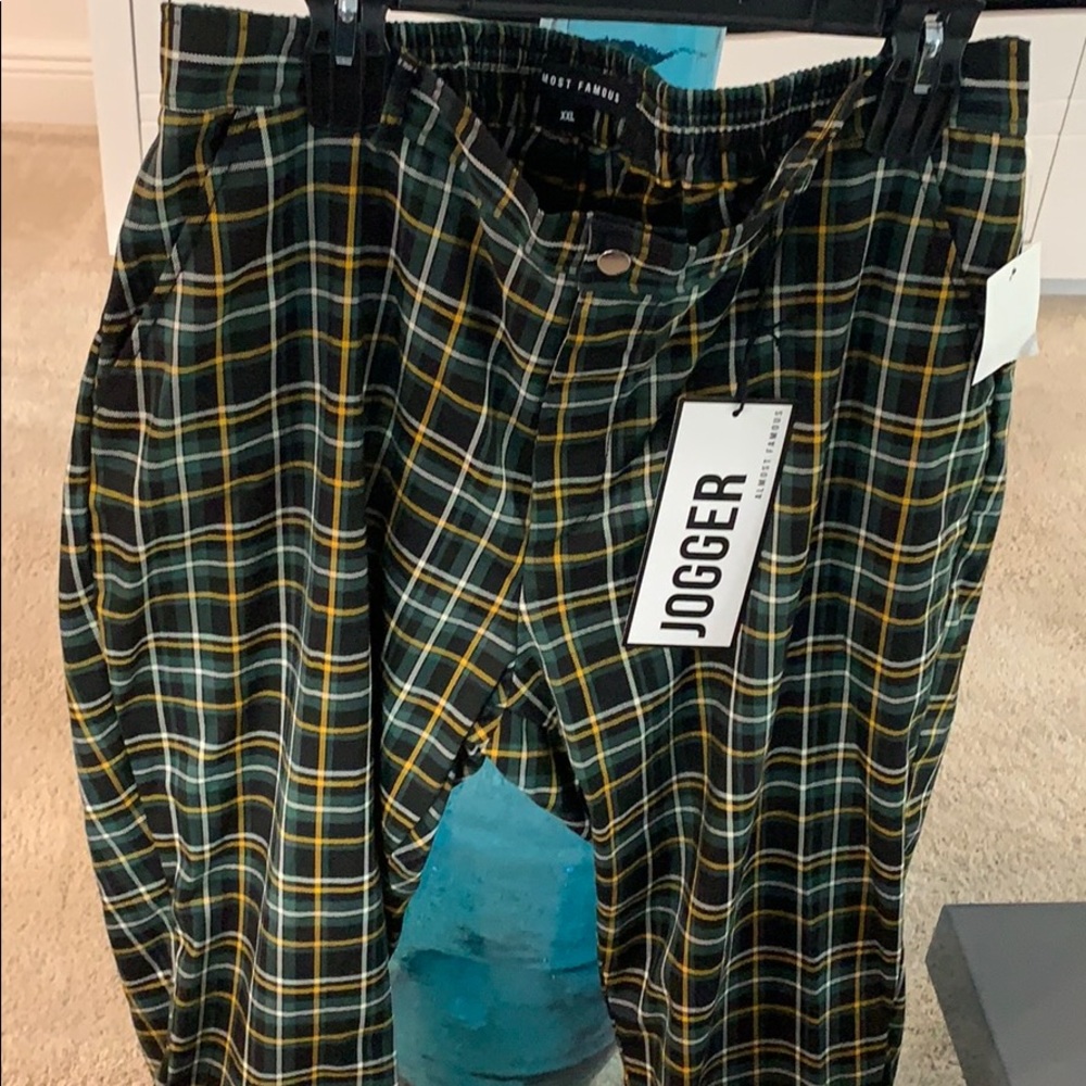 PLUS SIZE MULTI COLOR VERY CUTE JOGGERS w/POCKET